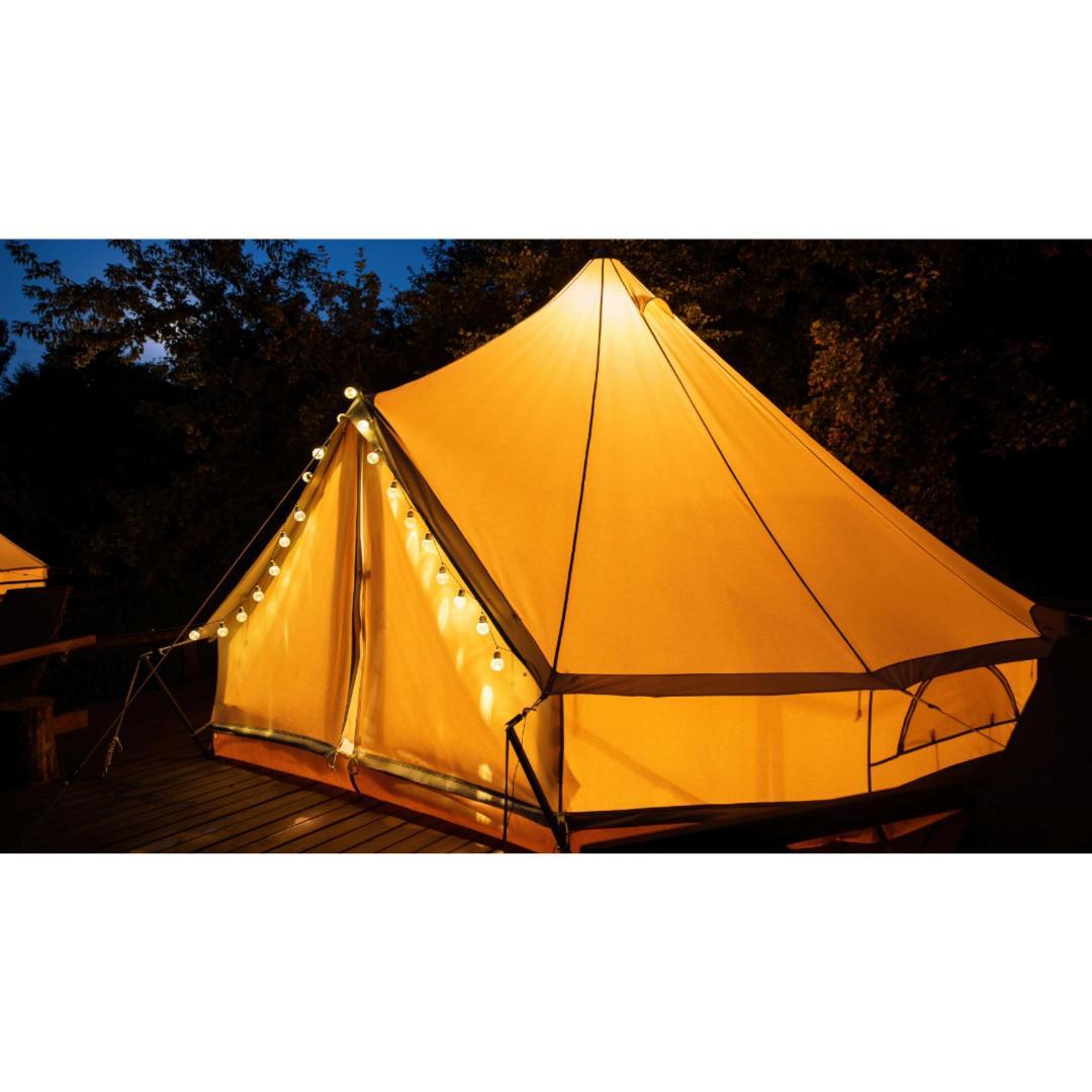 Lodge Tente Les Pommiers Glamping O Rendez-Vous En Demi-Pension Roquefeuil Extérieur photo